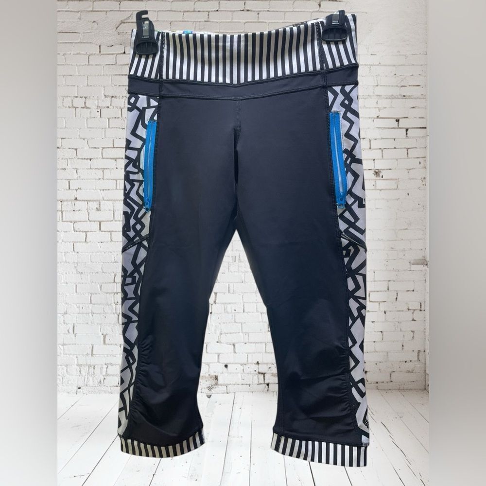 Lululemon Beetle Seawheeze‎ Cropped Leggings Rare Size 4